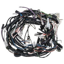 BHH1223 MGBGTV8 FRONT LOOM V8 RHD 73/76