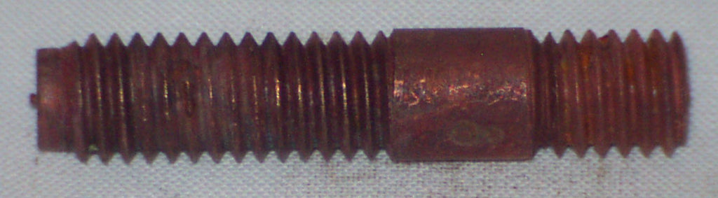 328-715 115696 STUD MANIFOLD EXH.