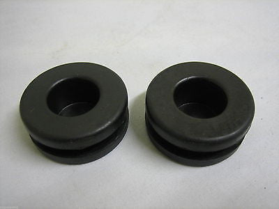 282-975 MG MGB GROMMET OIL HOSE x2 - MG Sales & Service