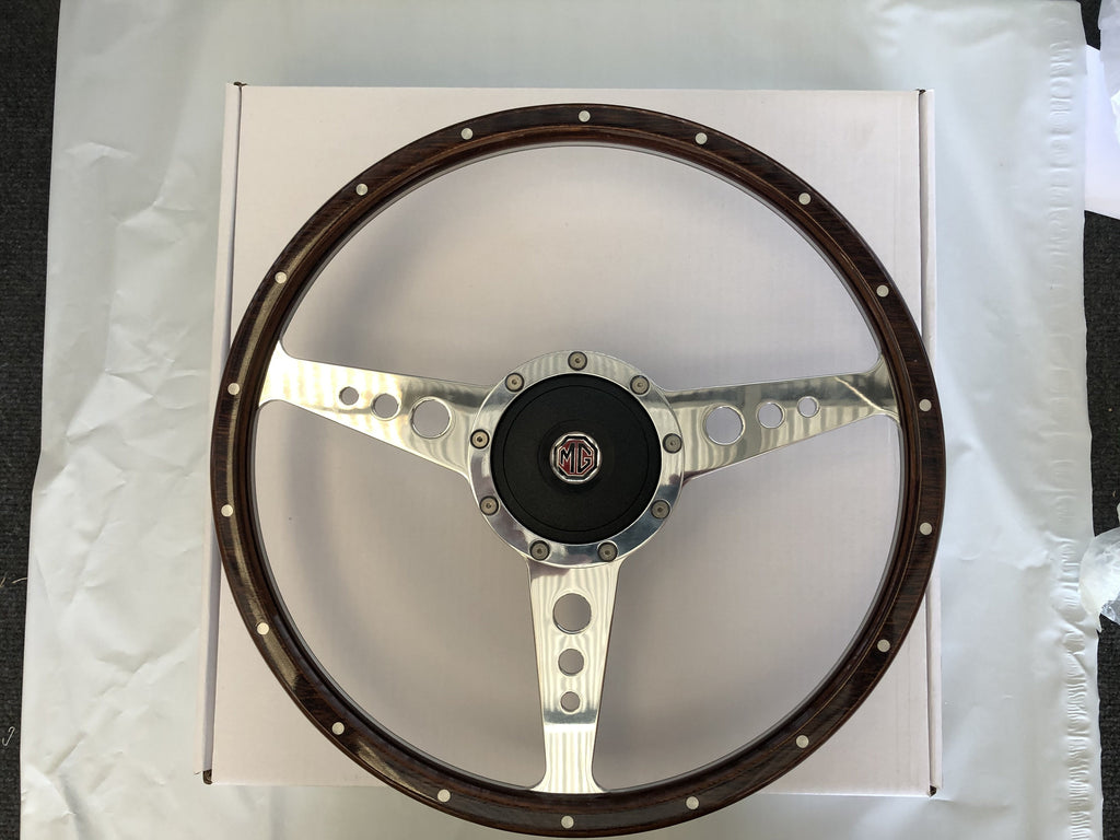 15" WOODRIM WHEEL WITH BOSS SUIT MGA