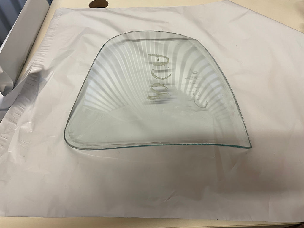 456-438 AFH3884/6 REAR WINDOW GLASS LH MGA COUPE USED