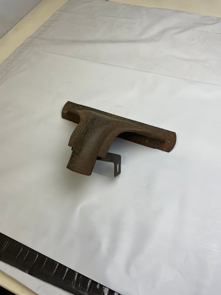 HEATER VENT MGA METAL UNDER DASH USED
