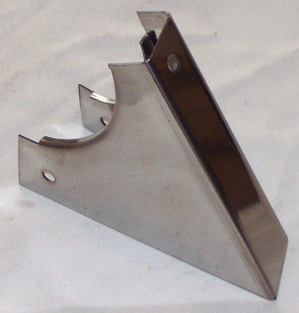 458-585 27H4898 CAPPING 1/4LIGHT RH