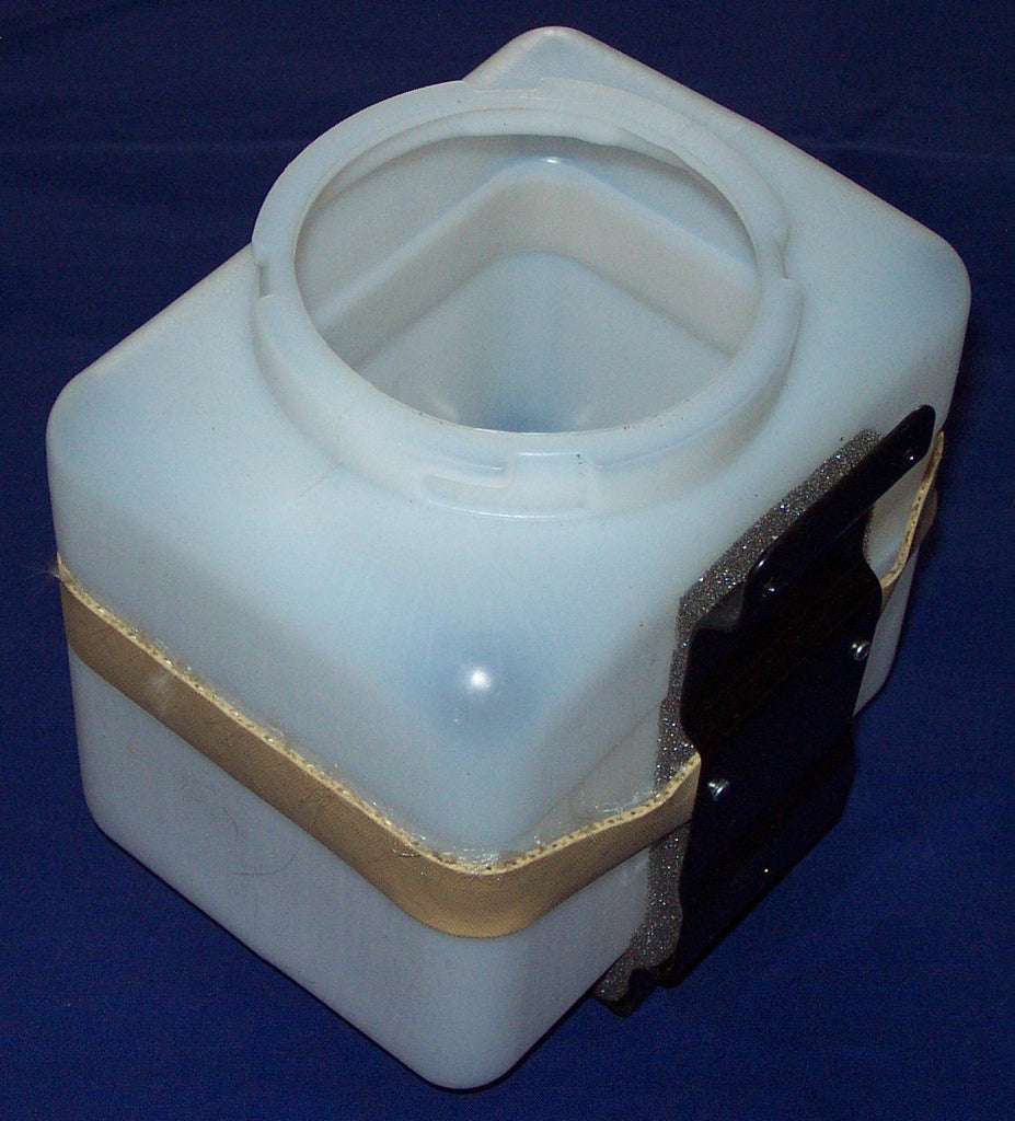 546-140 518264 WASHER BOTTLE & BRKT