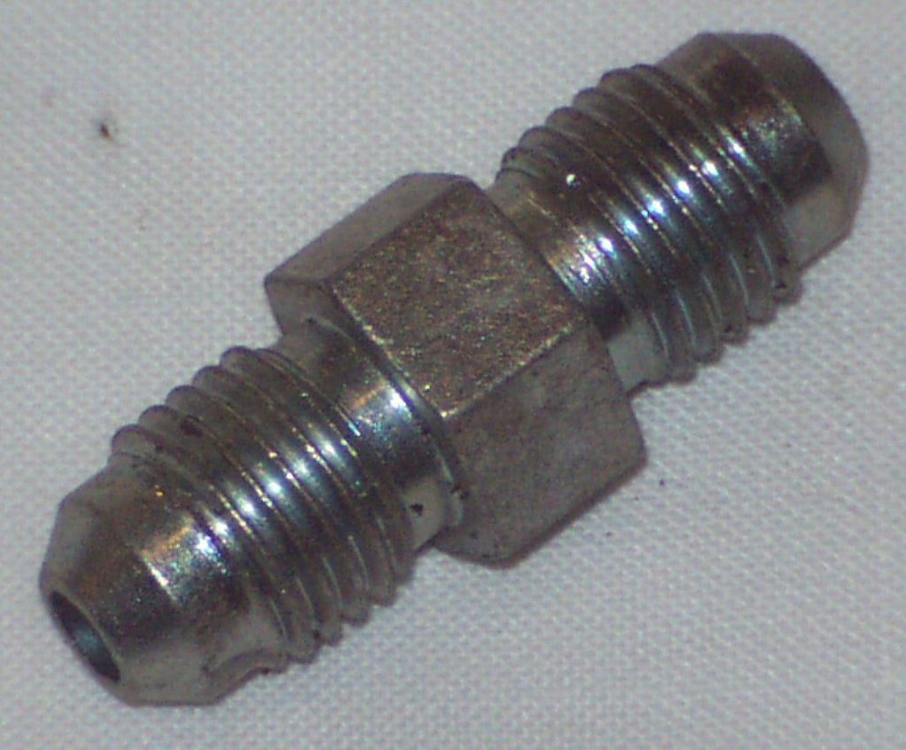 589-140 598693 ADAPTOR UNION TR4/4A