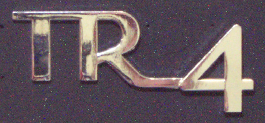 601-090 612276 BADGE BOOT SAYS TR4