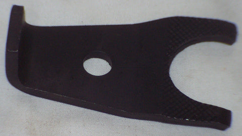 115-320 613857A DIST CLAMP V8 + MINI