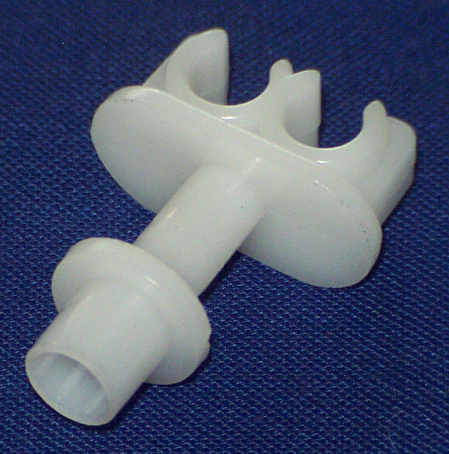 625521A CLIP PIPE