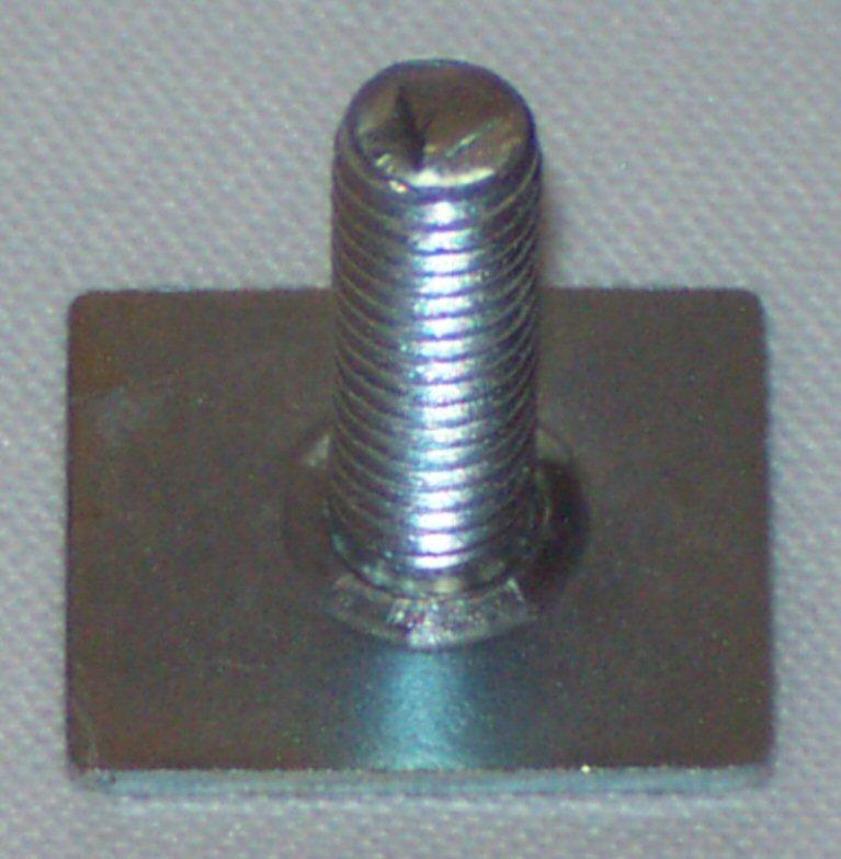 226-660 AHH6417 MGB REAR COCKPIT RAIL STUDPLATE