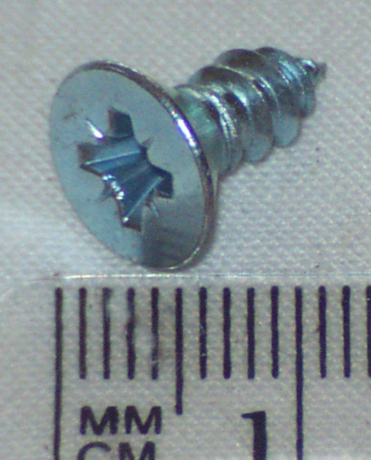 GHF404 SCREW10X1/2 AC610041