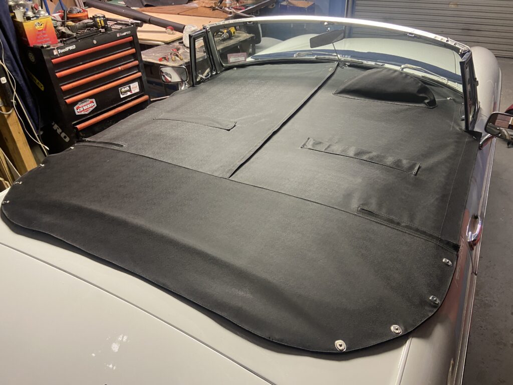 AHH6823 TONNEAU MGB BLACK NO HEADREST AUTRALIAN MADE