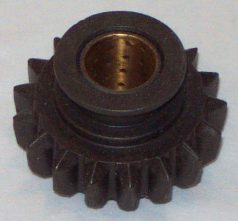 071-326 UKC8750 GEAR IDLER 17TEETH